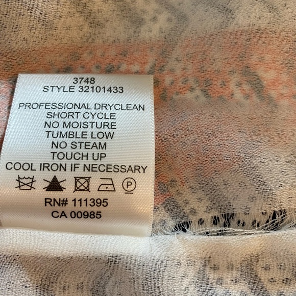 Tory Burch Thurman 100% Silk Dress with wrap belt - Picture 16 of 16